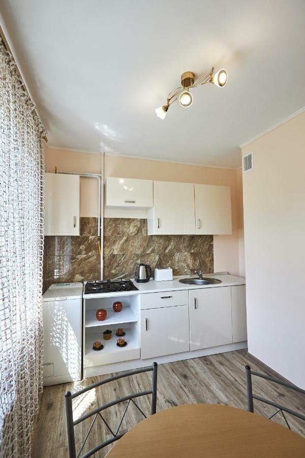 Babylon Apartments On Kievskaya Street 罗夫诺 外观 照片